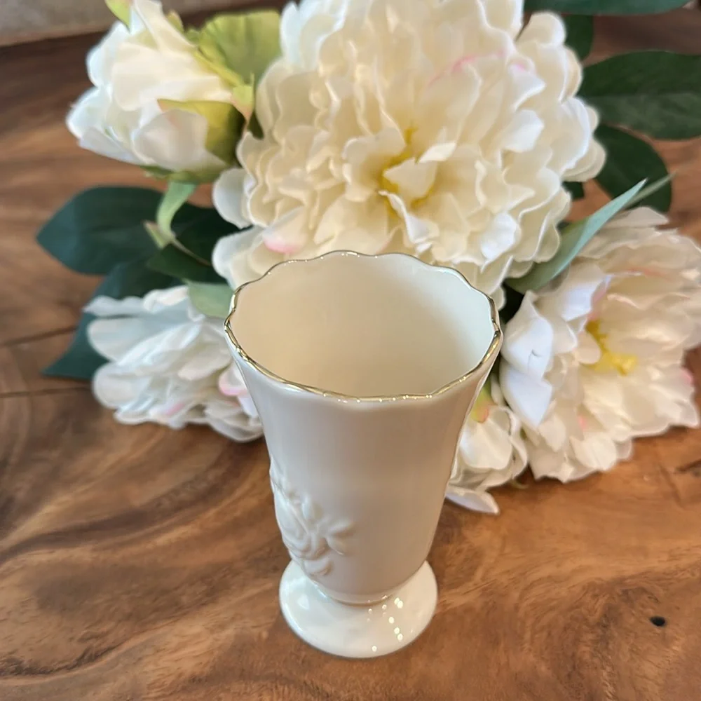 Lenox elegant timeless